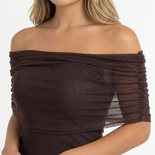 Vestido de Invitada de Boda Largo Elegante Marrón con Hombros Descubiertos