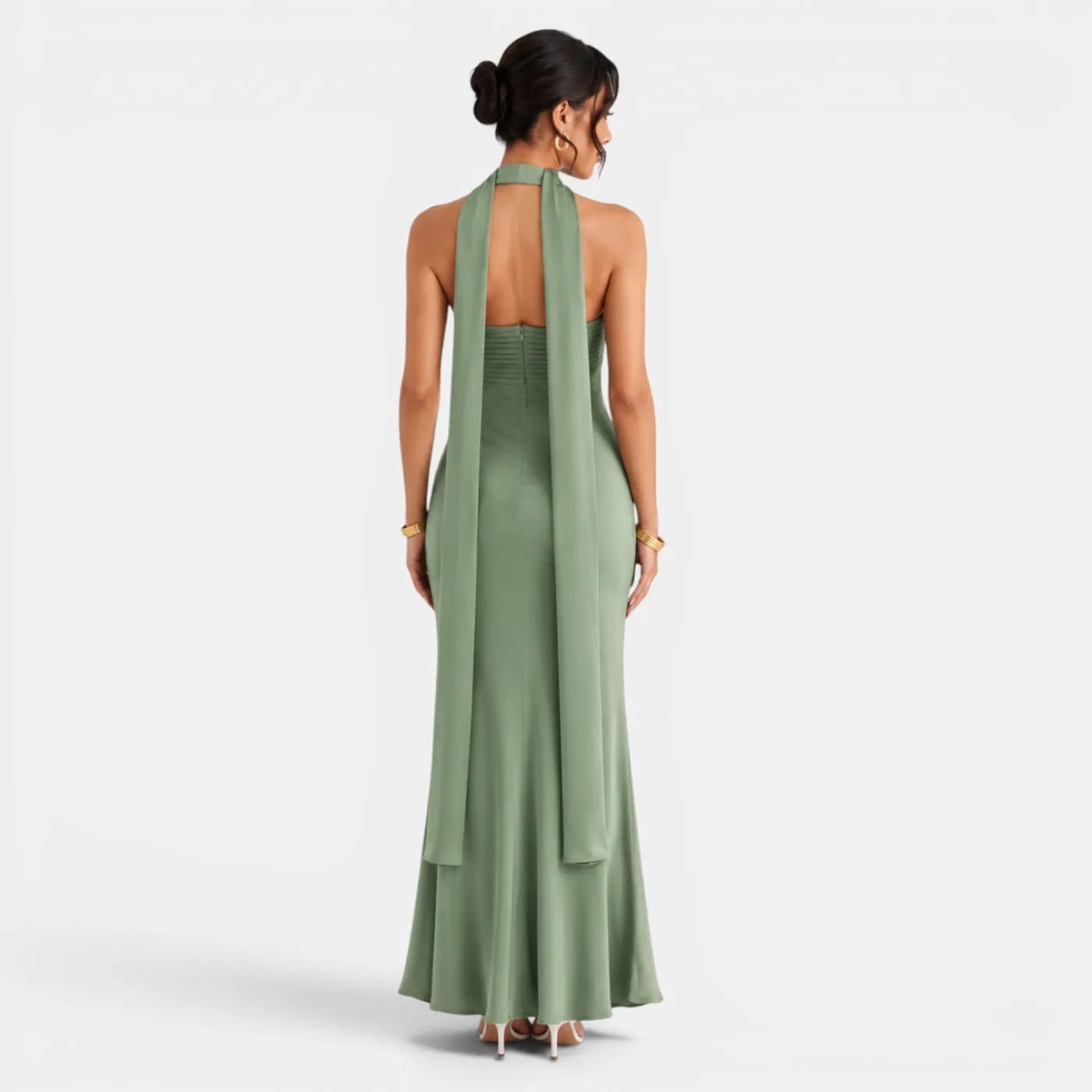 Vestido de Invitada de Boda Largo Elegante con Plisado y Cuello Halter