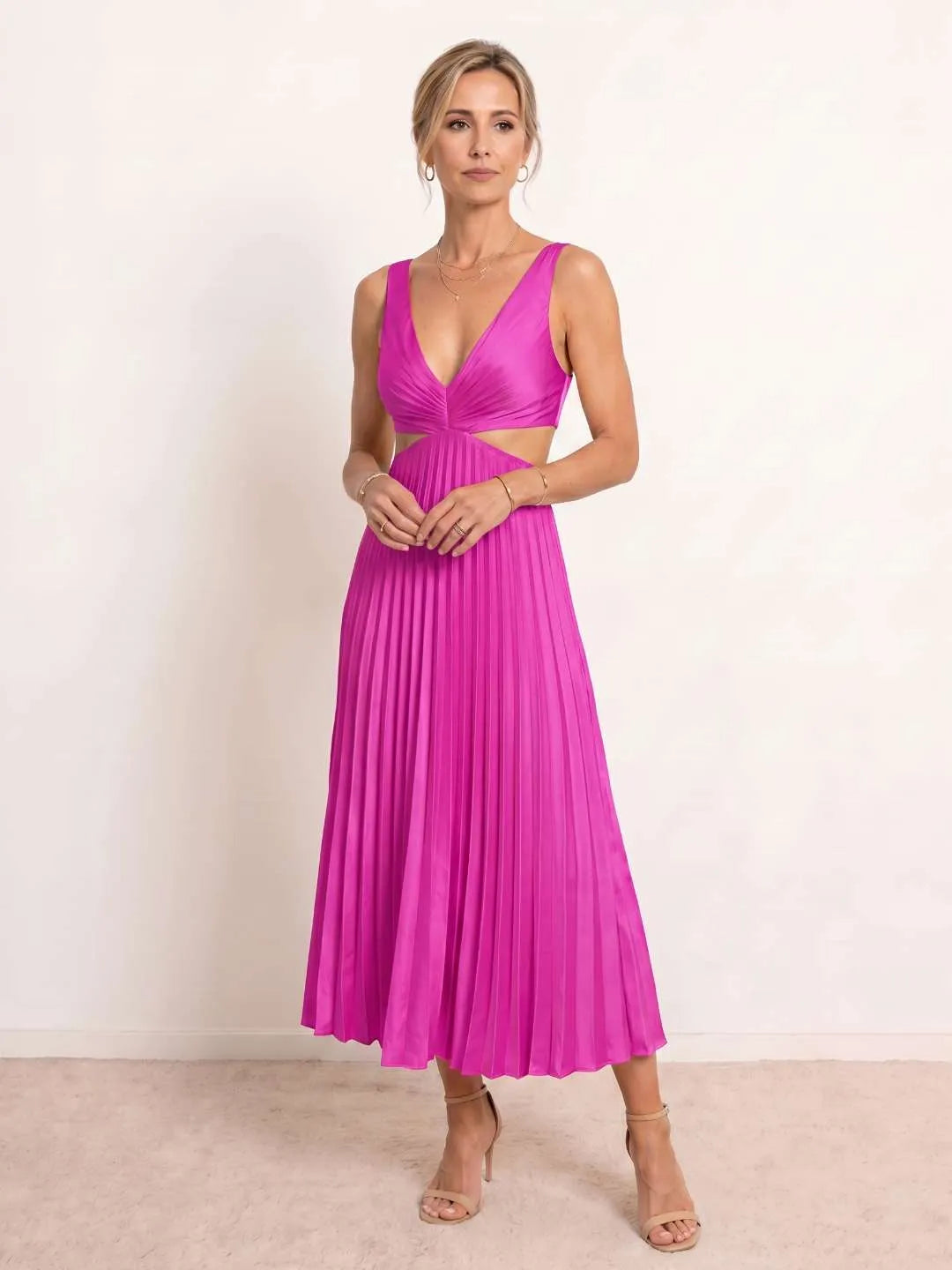 Vestido de Invitada de Boda Midi Elegante Fluido con Cut Out