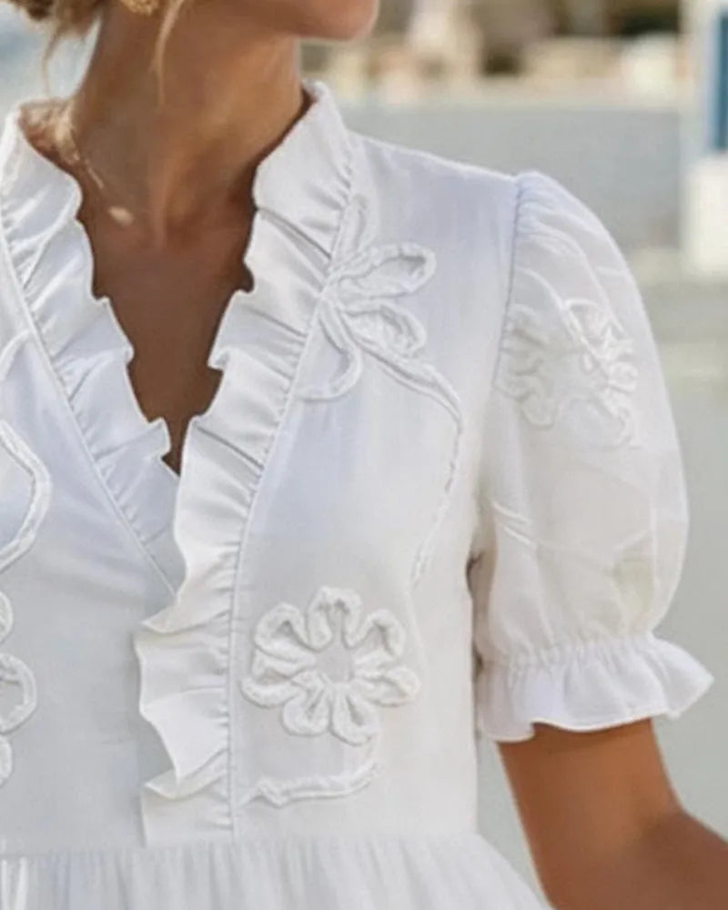 Vestido de Verano Corto Blanco Elegante con Manga Abullonada y Volantes