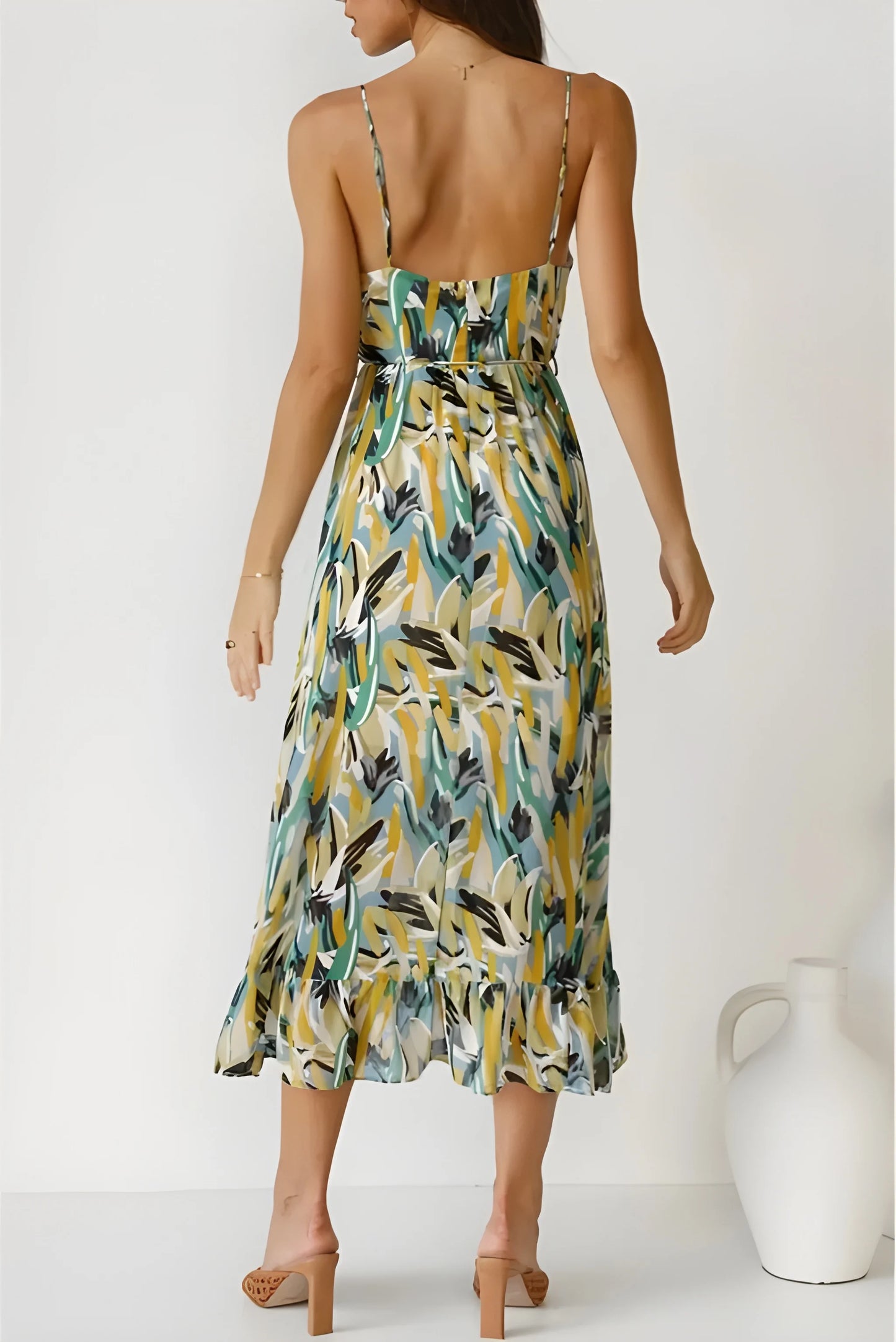 Vestido de verano midi boho elegante con espalda descubierta