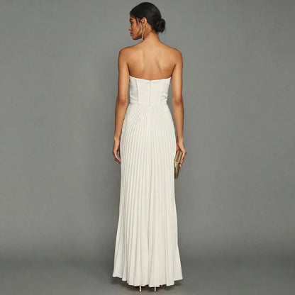 Vestido Largo Blanco Elegante con Plisado