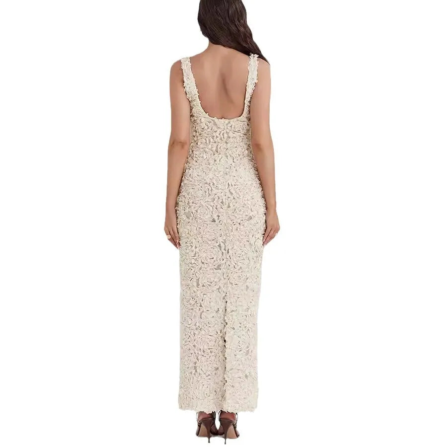 Vestido Largo Elegante con Flores en Relieve