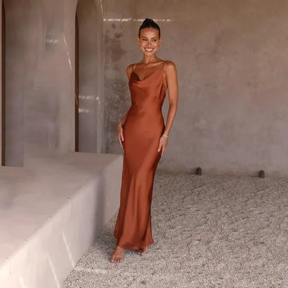 Vestido de Invitada de Boda Largo Elegante Espalda Descubierta con Tirantes