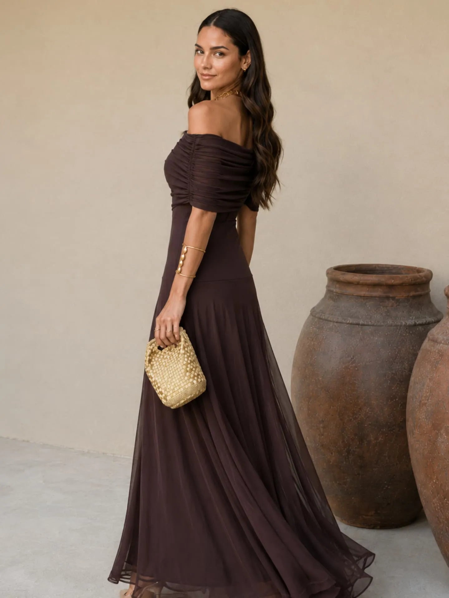 Vestido de Invitada de Boda Largo Elegante Asimétrico con Hombros Descubiertos