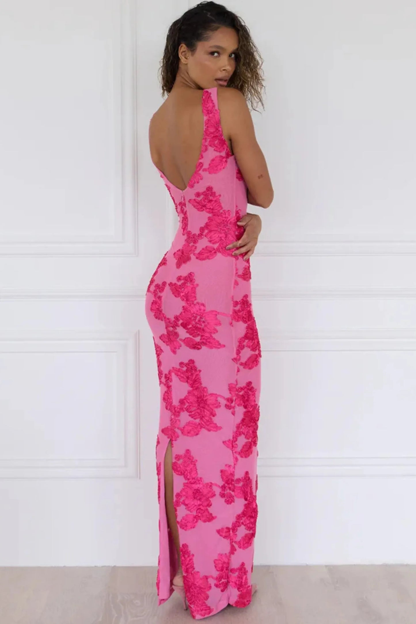 Vestido de Invitada de Boda Largo Elegante Flores con Espalda Descubierta