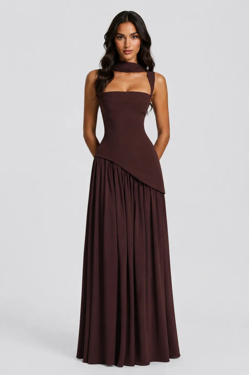 Vestido de Invitada de Boda Largo Elegante Fluido con Asimétrico