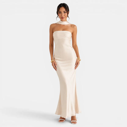 Vestido de Invitada de Boda Largo Elegante con Plisado y Cuello Halter