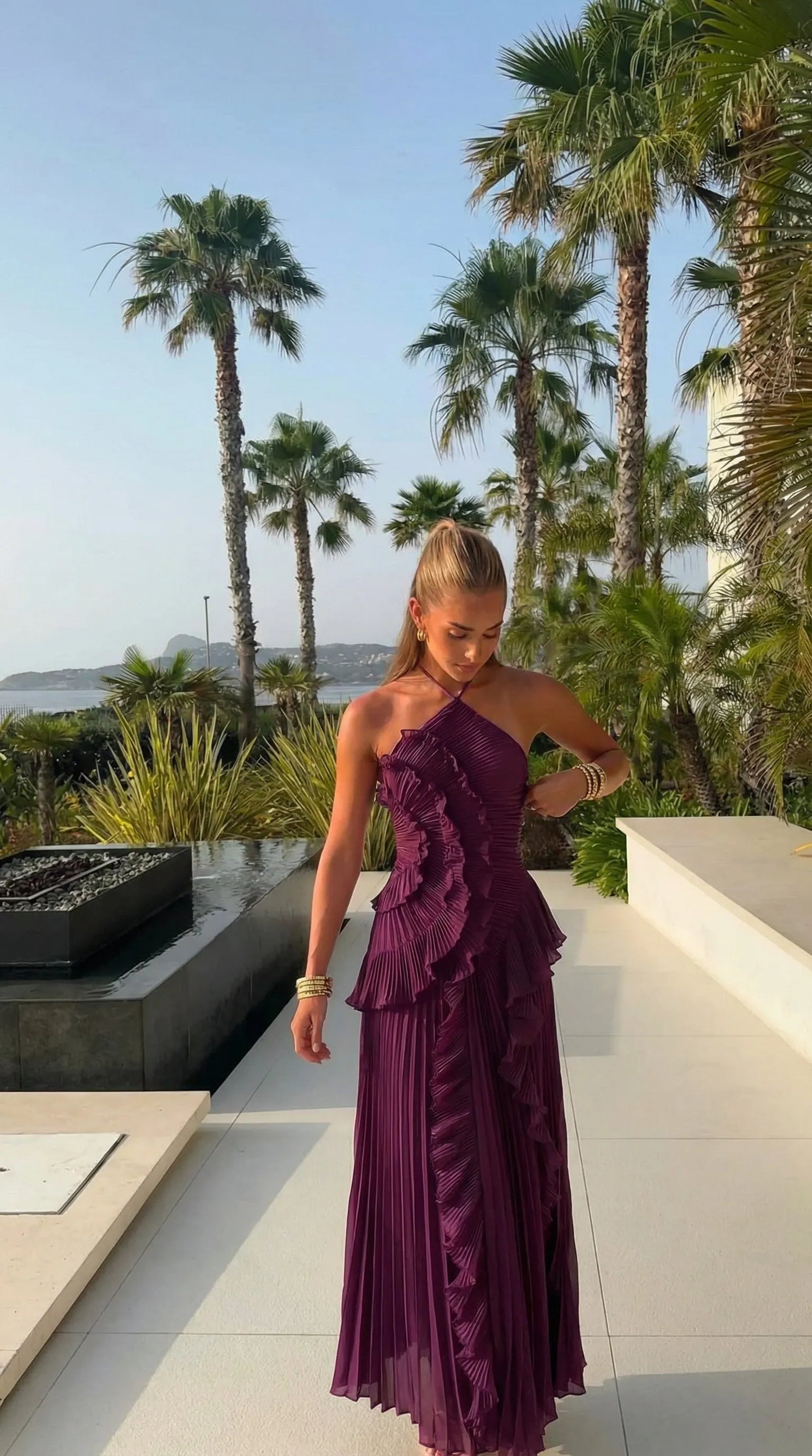 Vestido de Invitada de Boda Largo Fluido Elegante con Volantes