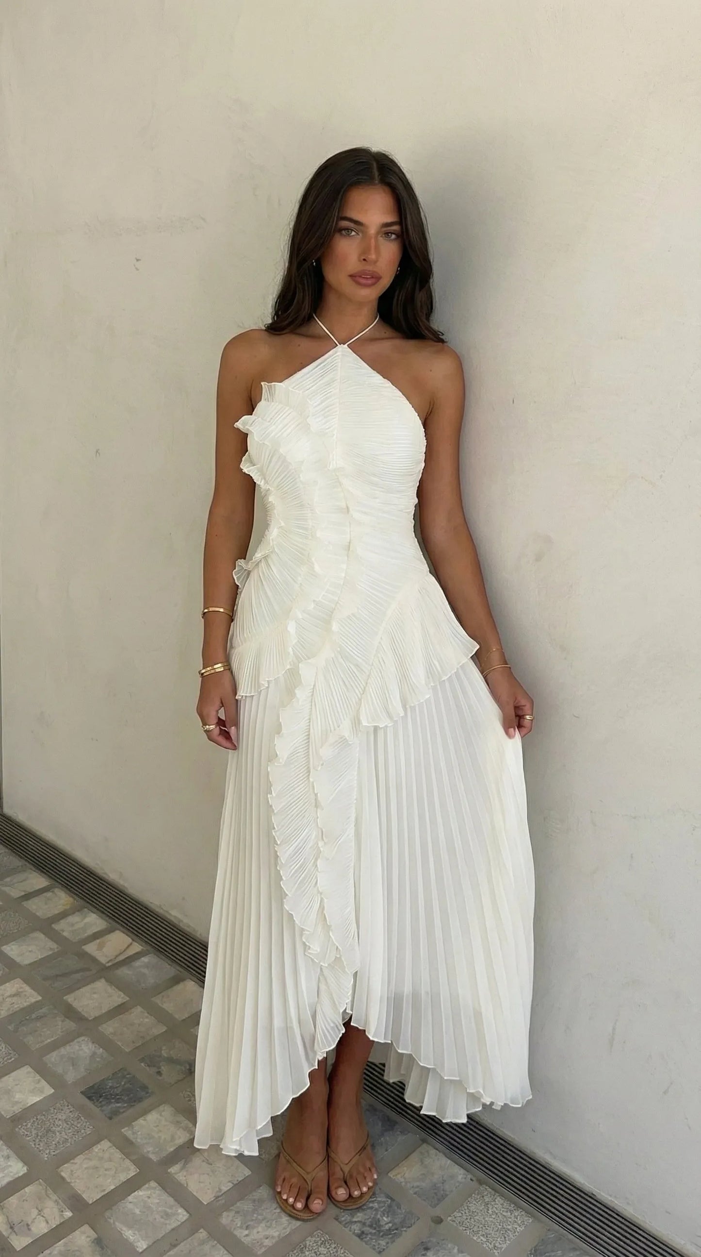 Vestido de Invitada de Boda Largo Fluido Elegante con Volantes