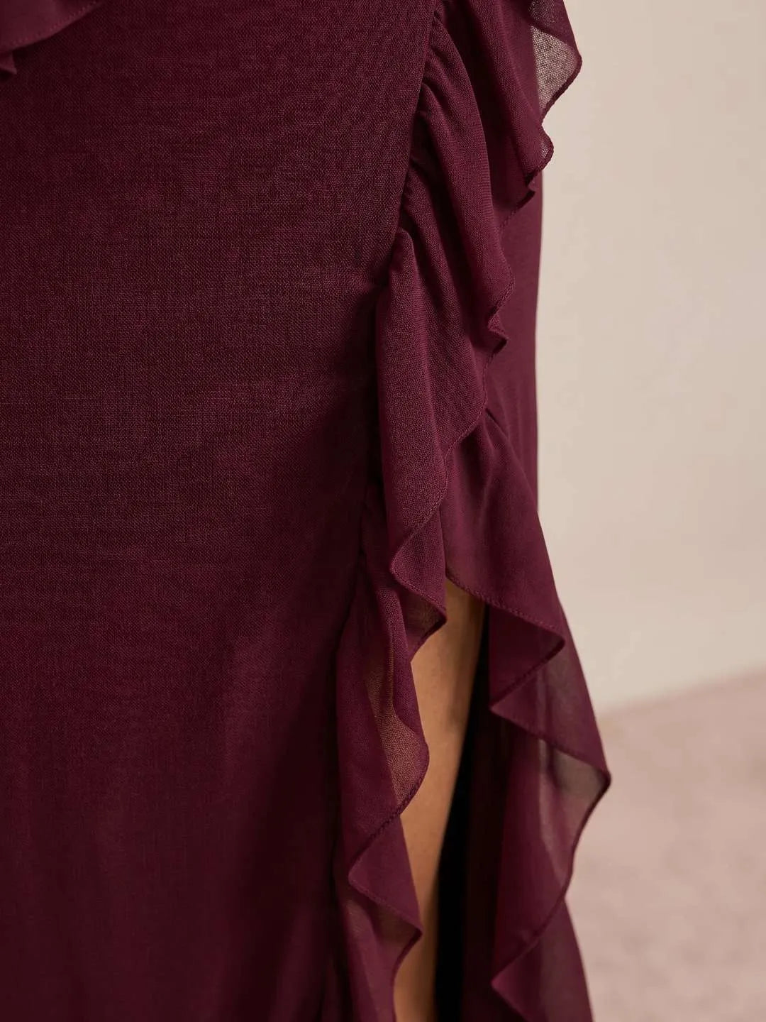 Vestido de Invitada de Boda Largo Moderno Elegante con Volantes