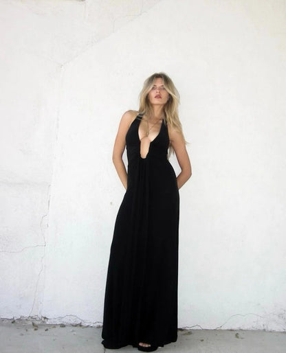Vestido de Invitada de Boda Largo Negro Elegante con Cuello Halter