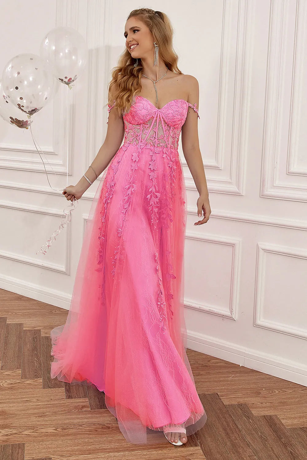 Vestido de Invitada de Boda Largo con Hombros Descubiertos y Aplicaciones