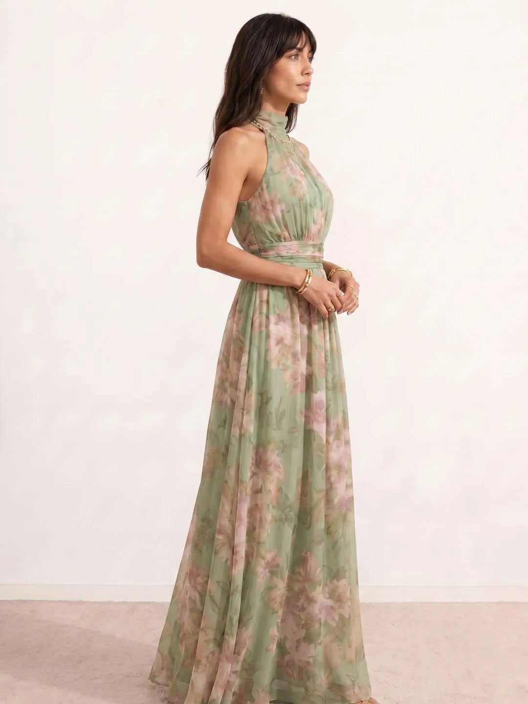 Vestido de Invitada de Boda Largo de Flores Verde con Cuello Halter