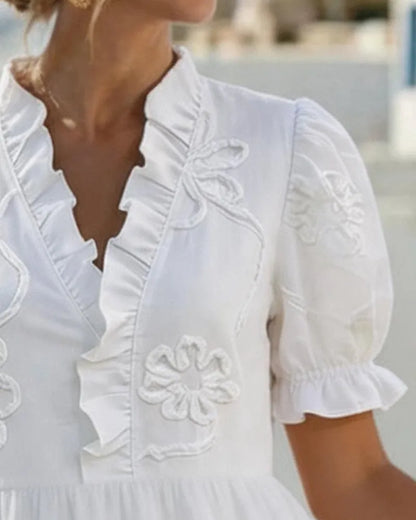 Vestido de Verano Corto Blanco Elegante con Manga Abullonada y Volantes