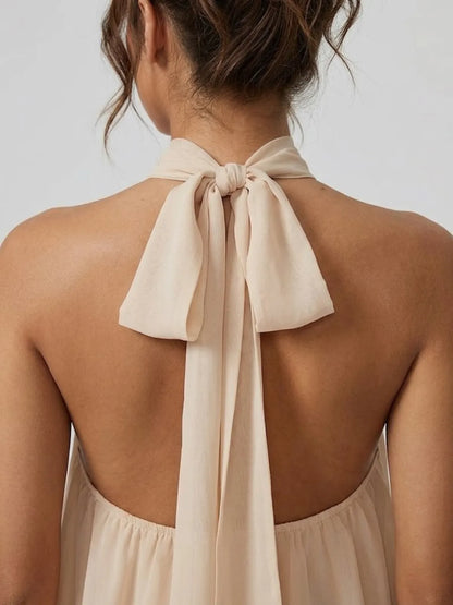 Vestido de Verano Corto Elegante con Cuello Halter y Volantes