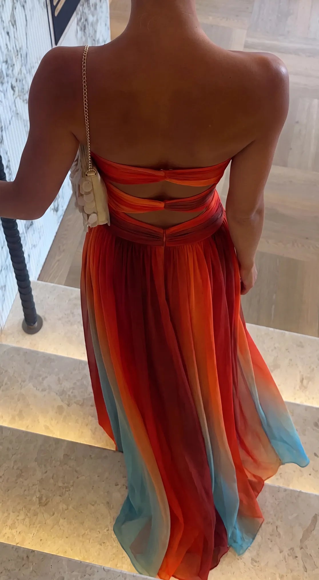 Vestido de Verano Largo Asimétrico con Palabra de Honor y Cut Out