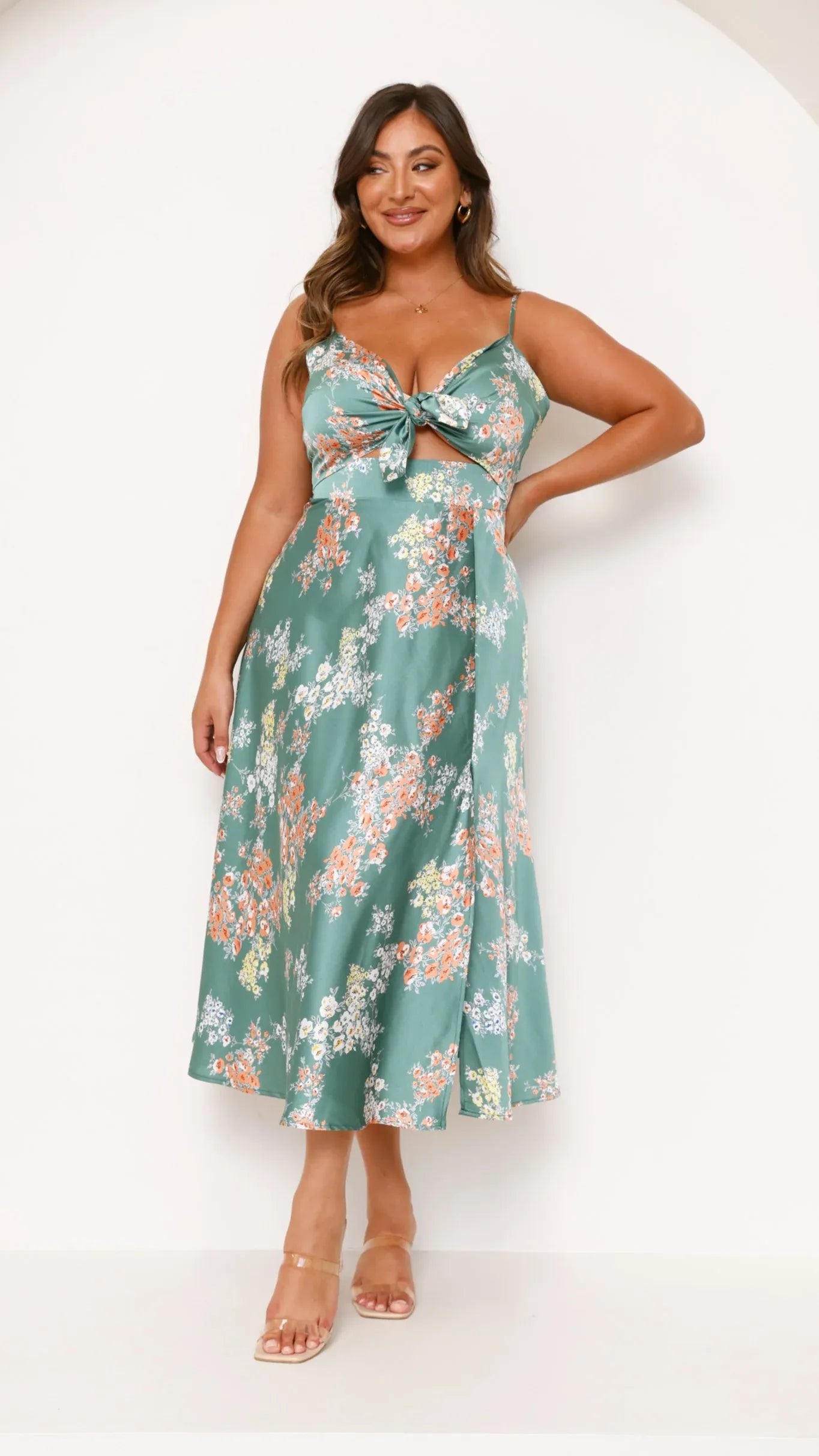 Vestido de Verano Midi Floral Tirantes con Cut Out