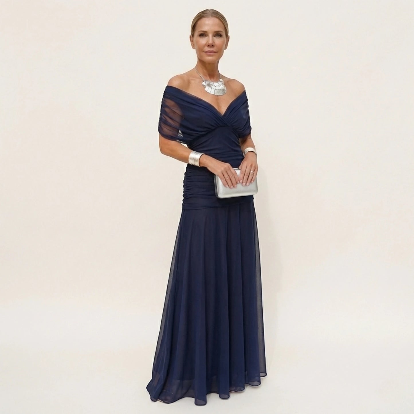 Vestido de Invitada de Boda Largo Elegante con Hombros Descubiertos
