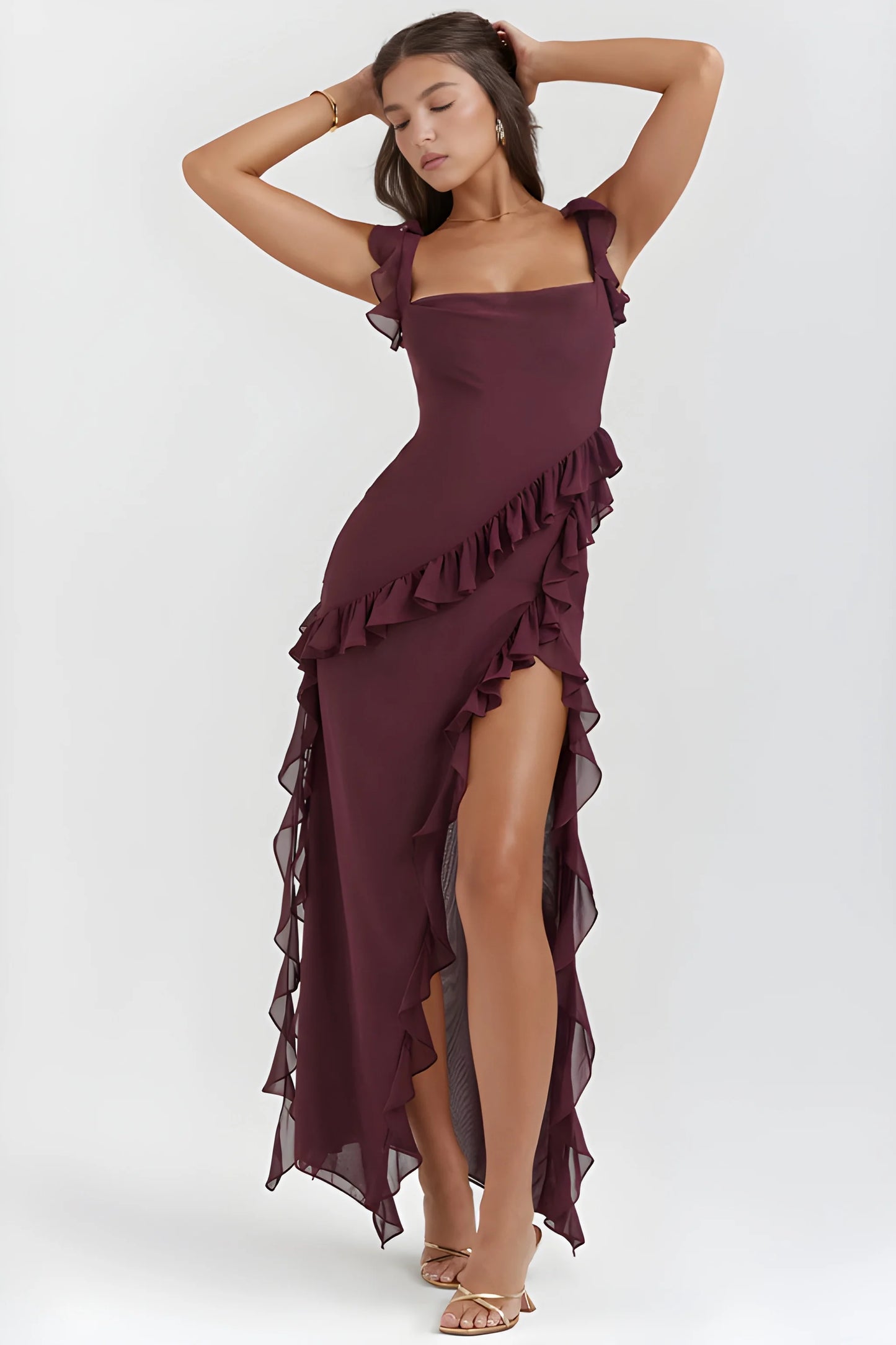 Vestido de invitada de boda largo elegante casual con volantes
