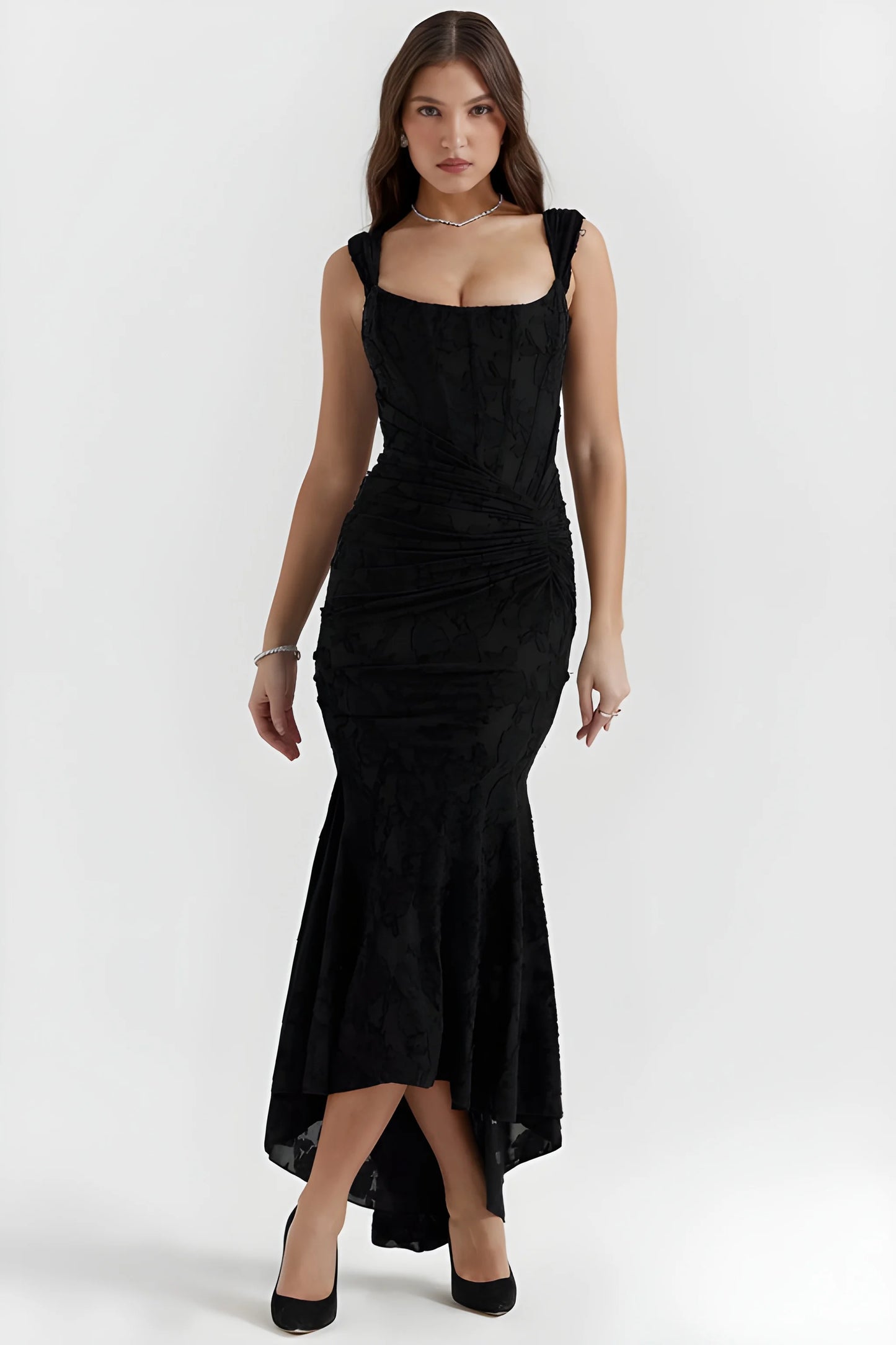 Vestido de invitada de boda largo elegante casual con escote palabra de honor