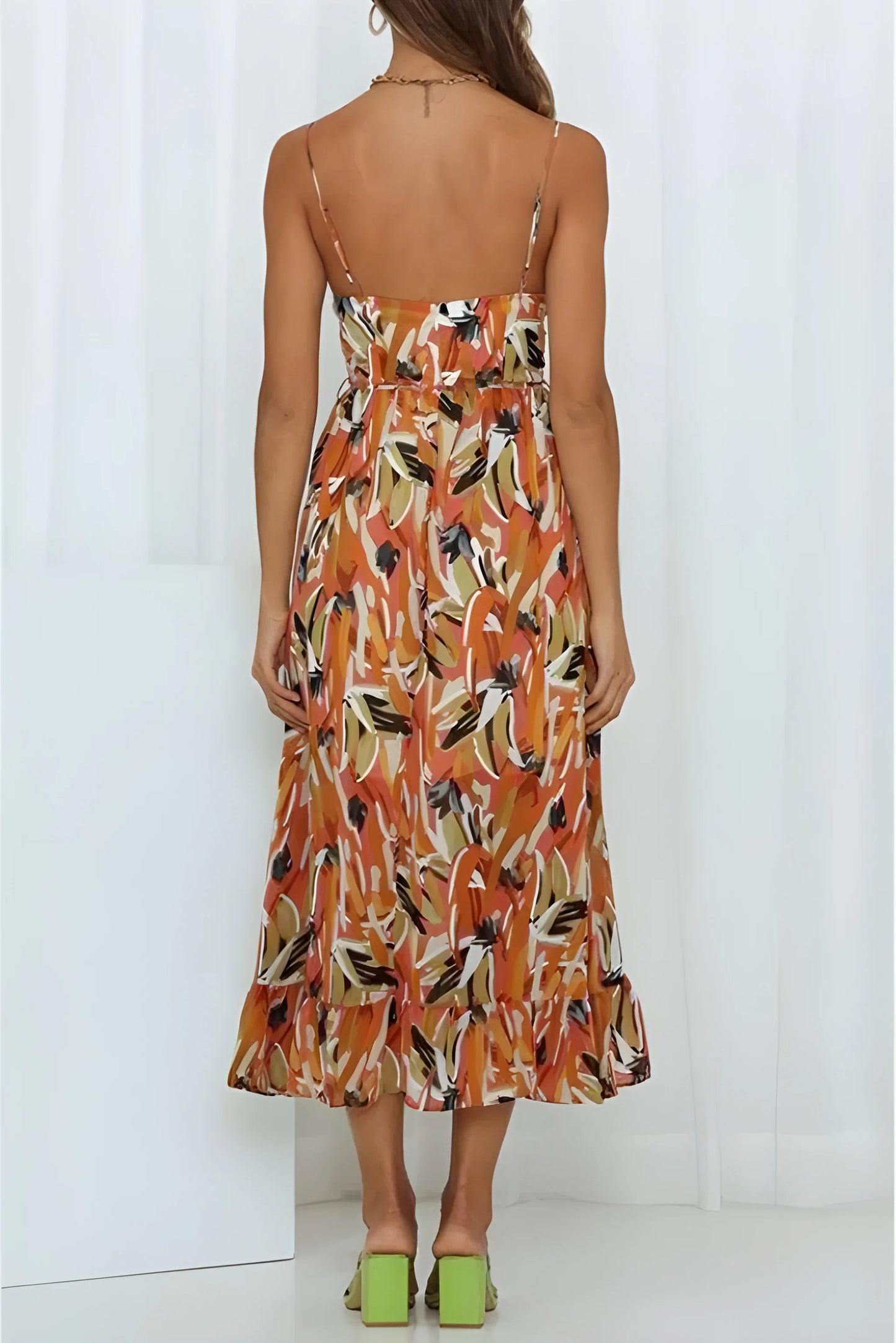 Vestido de verano midi boho elegante con espalda descubierta
