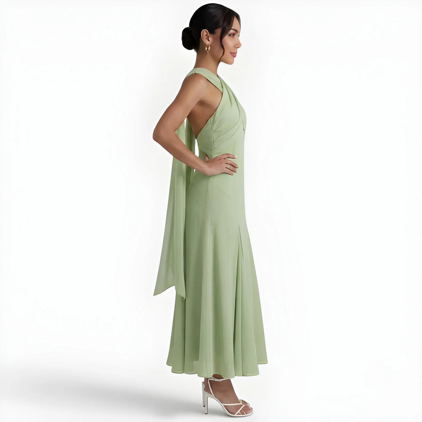 Vestido de invitada de boda midi elegante casual con cuello halter