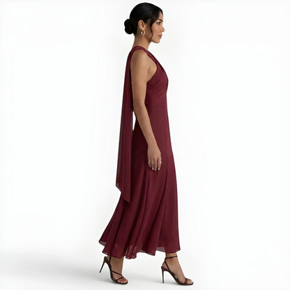 Vestido de invitada de boda midi elegante casual con cuello halter